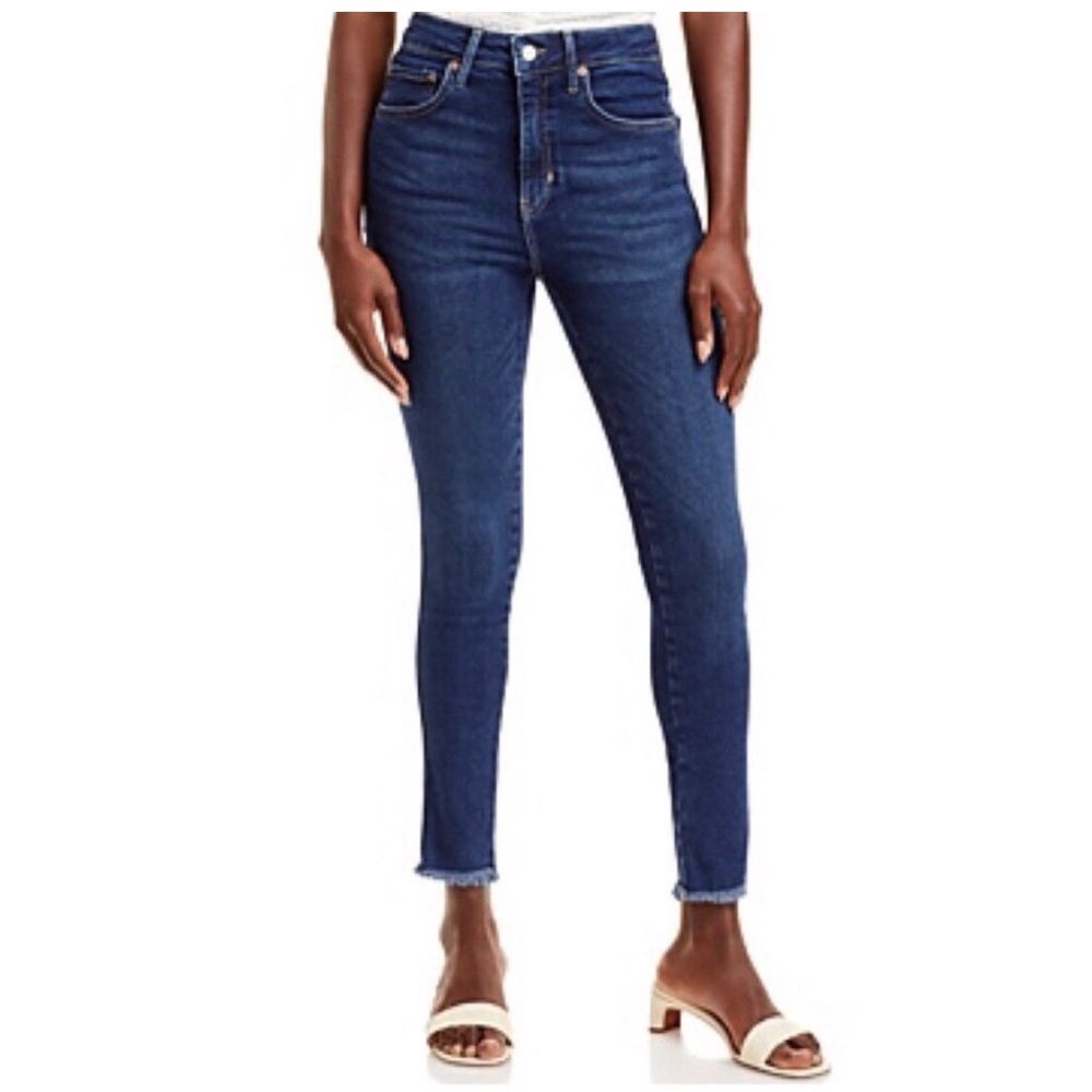 Free People We The Free Medium Wash Frayed Hem Skinny Jean Jeggings Size 24